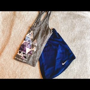 Old Navy Scoop Neck Workout Tank